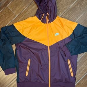 Nike windbreaker